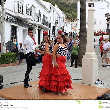 Casares Appart 2 Ch Dans Parc Tropical Avec Vue Sur Mer, Montagne Et Piscine Daire Dış mekan fotoğraf