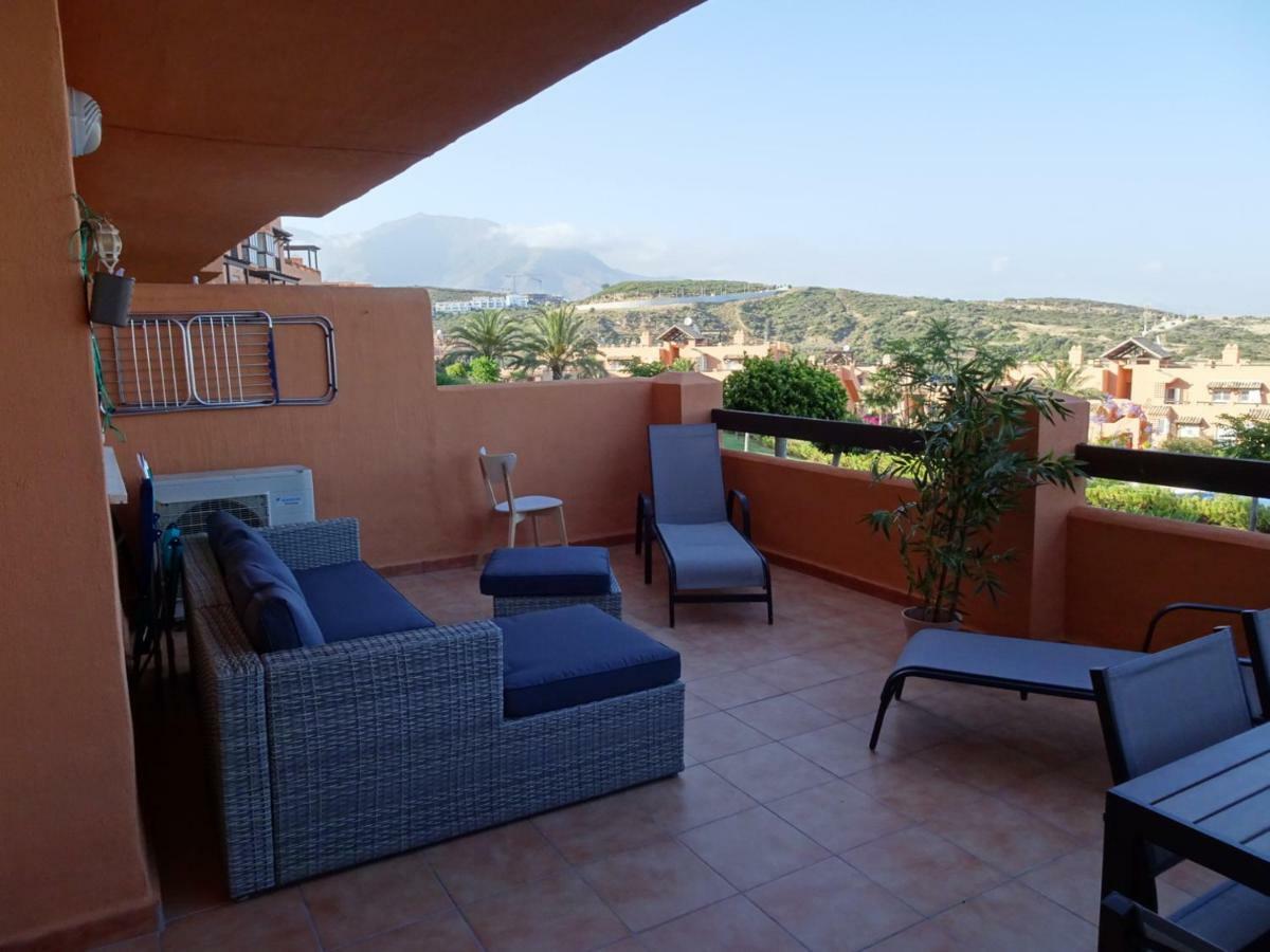 Casares Appart 2 Ch Dans Parc Tropical Avec Vue Sur Mer, Montagne Et Piscine Daire Dış mekan fotoğraf