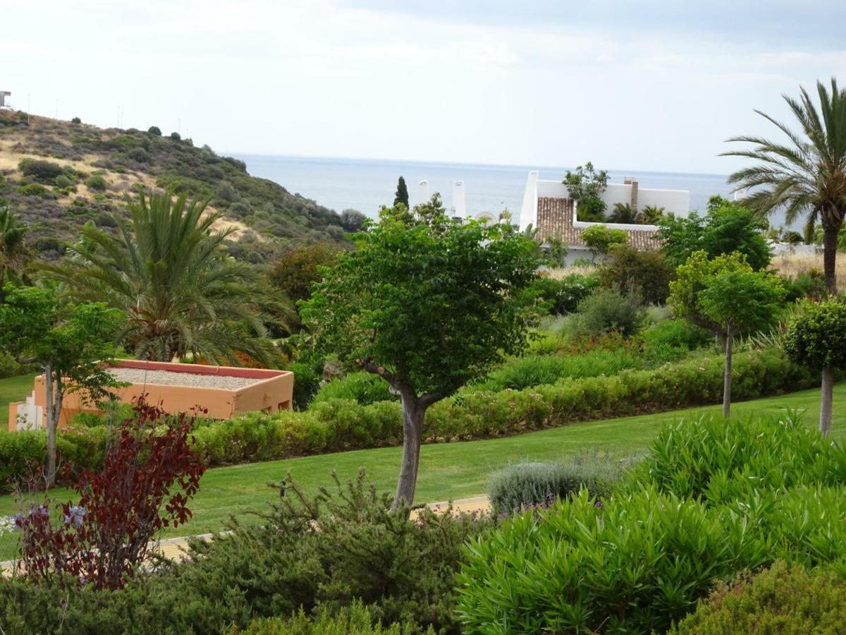 Casares Appart 2 Ch Dans Parc Tropical Avec Vue Sur Mer, Montagne Et Piscine Daire Dış mekan fotoğraf